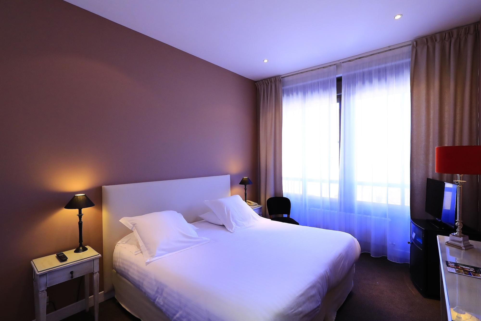 Hotel Le Renoir Сарла-ла-Канеда Екстер'єр фото