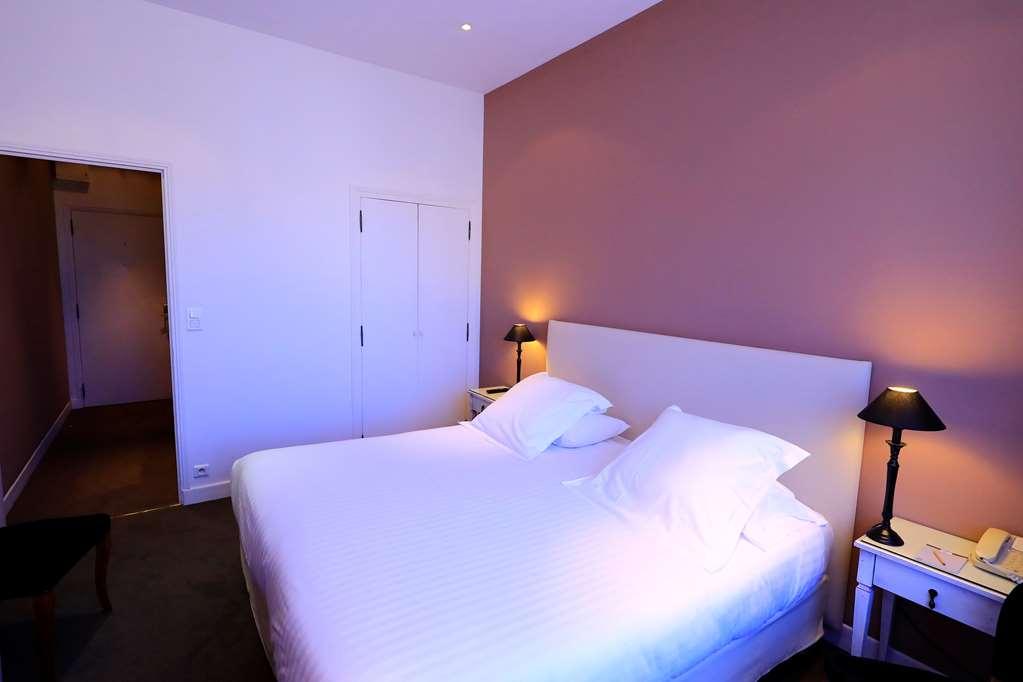 Hotel Le Renoir Сарла-ла-Канеда Номер фото